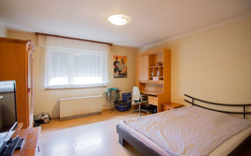 Zweifamilienhaus in begehrter Lage