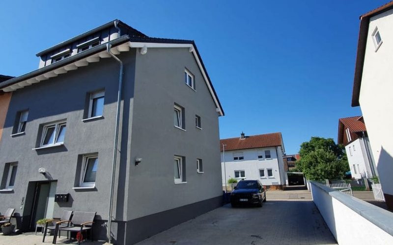 Komplett saniertes 1-2 Familienhaus in Stutensee