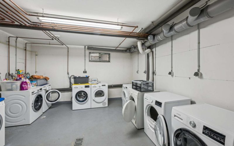 51294ecb-3829-4ffa-9915-ae34f6e327c8-2001423787