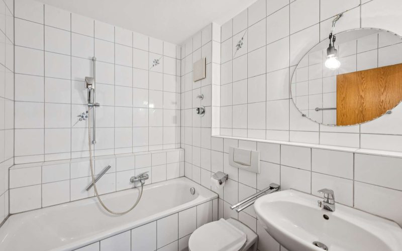 707e446c-8d48-4e2a-b462-1b41cda783c6-2001423779