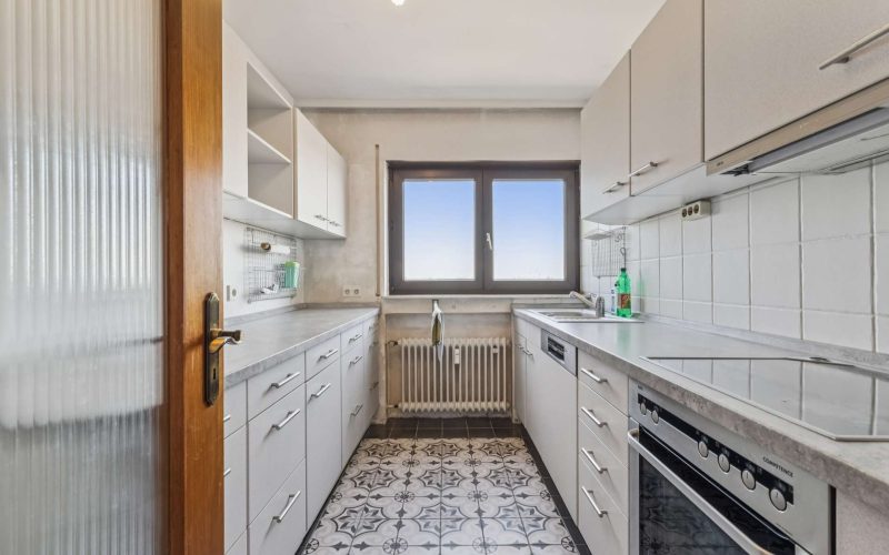 8b974463-f775-4d95-acb1-a3d7c5009422-2003984020