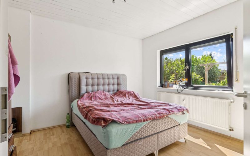 Attraktives Mehrfamilienhaus als Kapitalanlage oder Mehrgenerationenwohnen-15