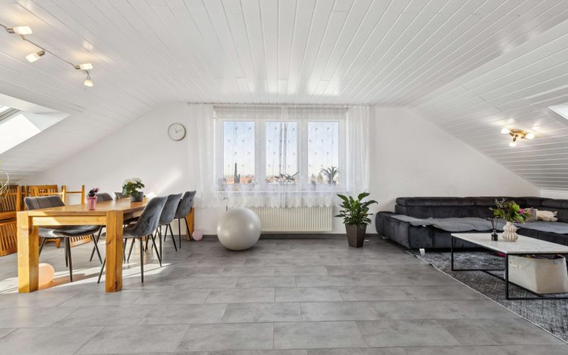 Charmante Dachgeschosswohnung in Graben-Neudorf-30