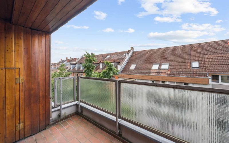 Charmante Dachgeschosswohnung mit viel Potenzial in beliebter Lage von Karlsruhe-18