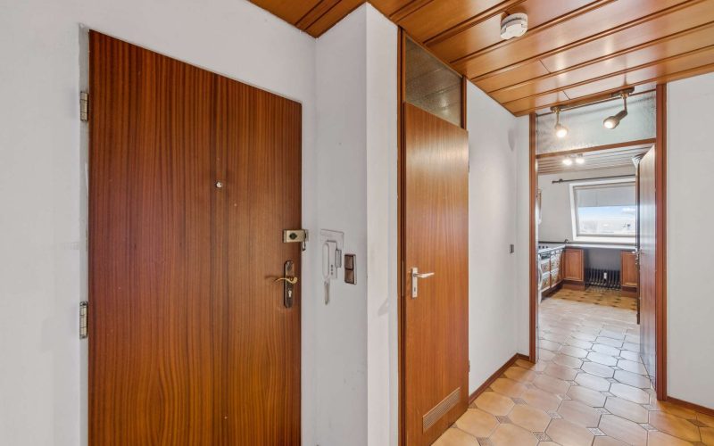 Charmante Dachgeschosswohnung mit viel Potenzial in beliebter Lage von Karlsruhe-6