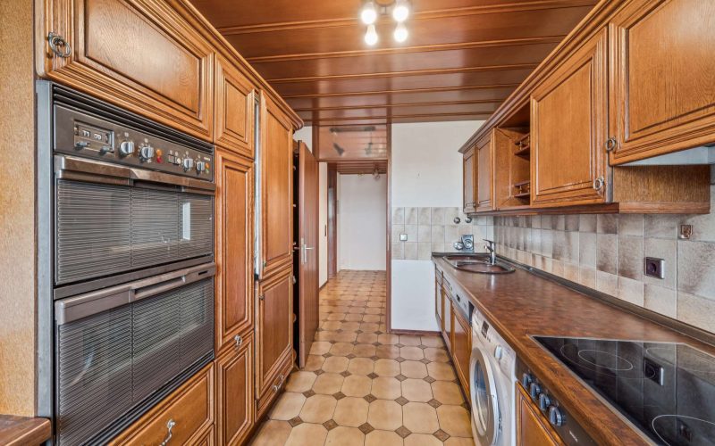 Charmante Dachgeschosswohnung mit viel Potenzial in beliebter Lage von Karlsruhe-8