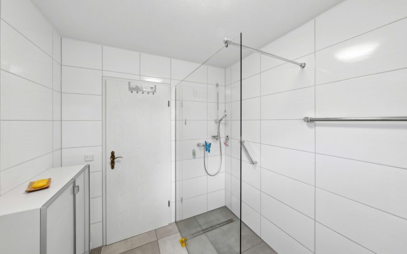 Charmante Erdgeschosswohnung mit Balkon und barrierefreiem Badezimmer-11