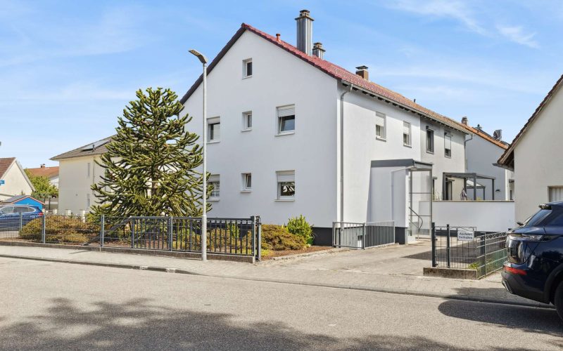 Charmantes Einfamilienhaus mit Gartenidylle und Gestaltungspotenzial-1