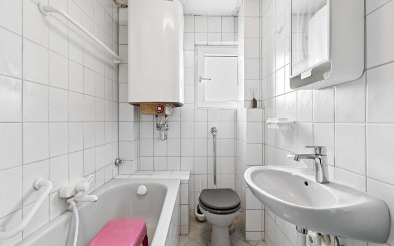 Charmantes Einfamilienhaus mit Gartenidylle und Gestaltungspotenzial-7