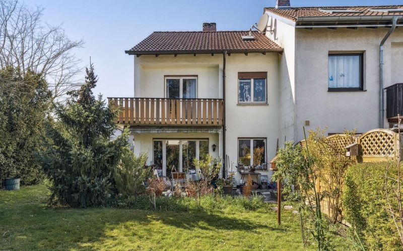 Charmantes Reihenendhaus mit Erbbaurecht, mit großem Garten - ideal für Familien-20