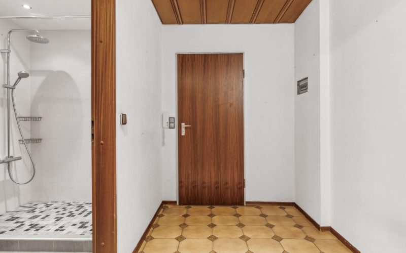 Charmantes teilrenoviertes 1-Zimmer-Apartment mit Balkon in bester Lage von Karlsruhe-8