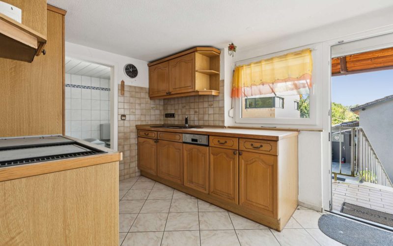 Historisches Einfamilienhaus mit Potenzial – ideal für kreative Sanierer in Karlsruhe-4