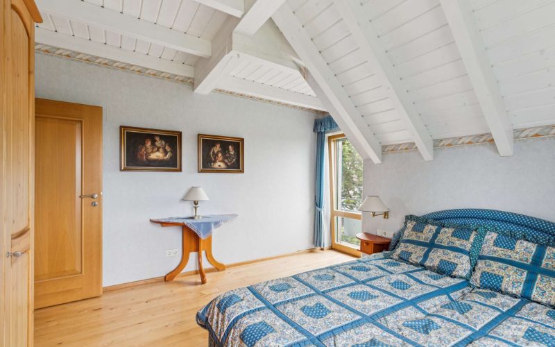 Idyllisch gelegenes, gemütliches Einfamilienhaus-2