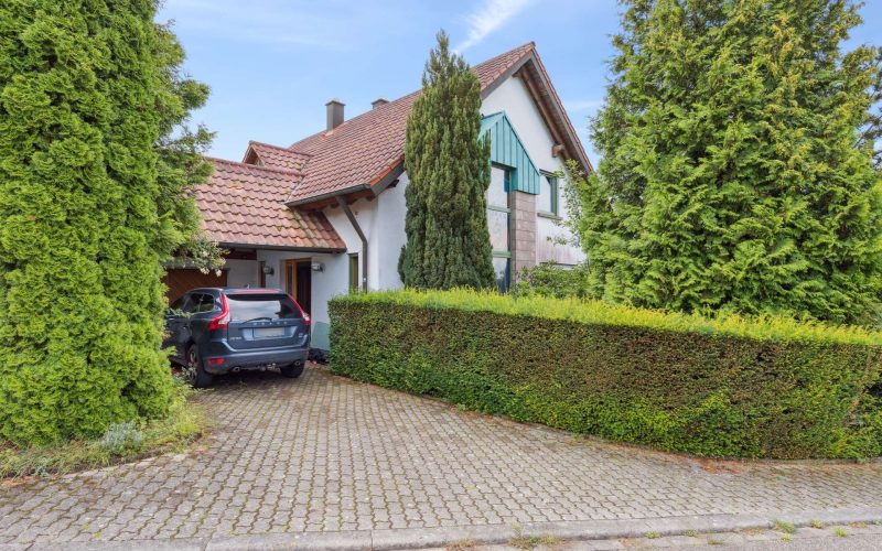 Idyllisch gelegenes, gemütliches Einfamilienhaus-21