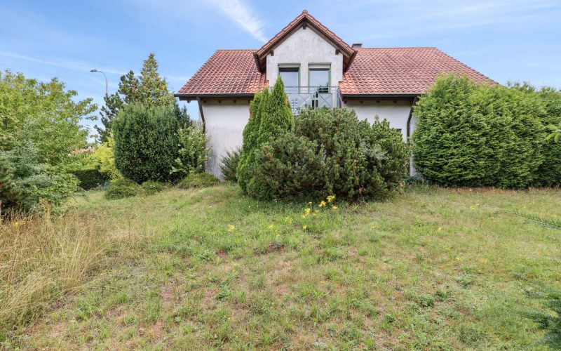 Idyllisch gelegenes, gemütliches Einfamilienhaus-22