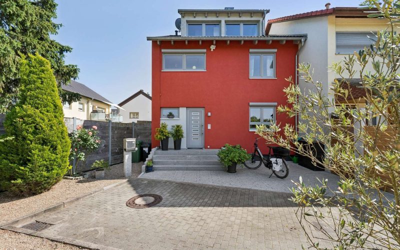 ImmobilienExpert_Bruchsal_Modernes-Haus24