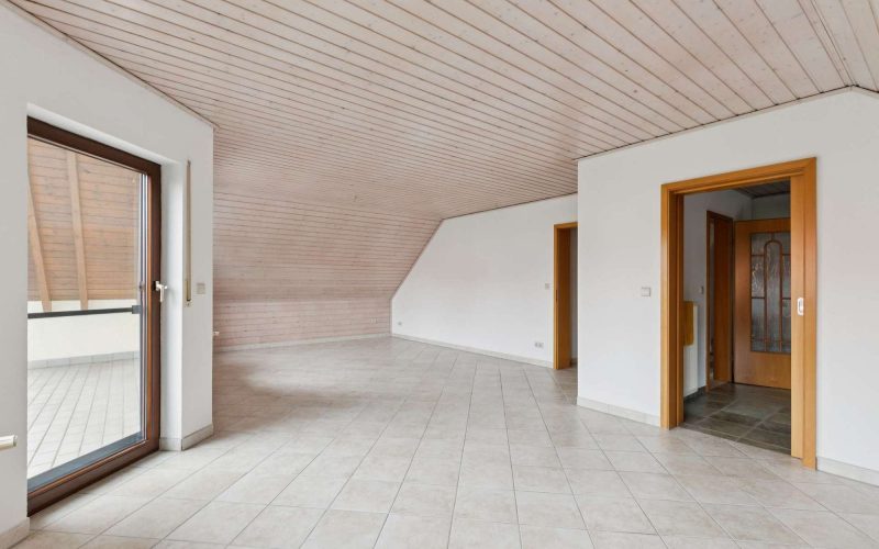 ImmobilienExpert_Karlsdorf-Neuthard_Dachgechoss12
