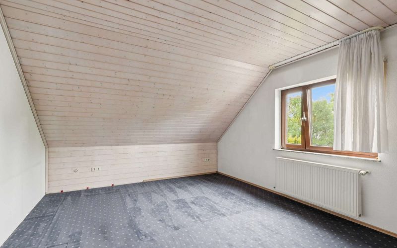 ImmobilienExpert_Karlsdorf-Neuthard_Dachgechoss9
