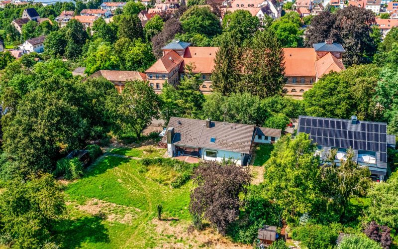 Imposantes Anwesen in historischer Lage zur Verwirklichung individueller Träume-8