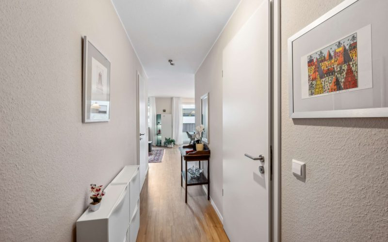 Moderne 2,5 - Zimmer-Wohnung in ruhiger Lage von Gernsbach-3