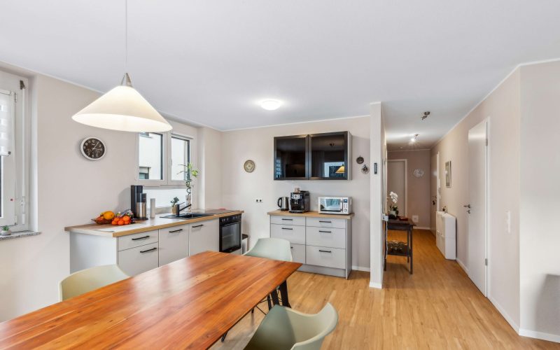 Moderne 2,5 - Zimmer-Wohnung in ruhiger Lage von Gernsbach-4