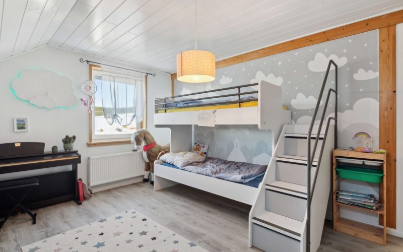 Modernes Mehrfamilienhaus mit Einliegerwohnung in traumhafter Natur in Schönwald im Schwarzwald-12