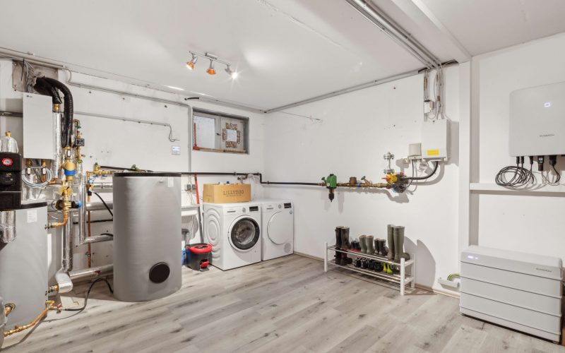 Modernes Mehrfamilienhaus mit Einliegerwohnung in traumhafter Natur in Schönwald im Schwarzwald-20