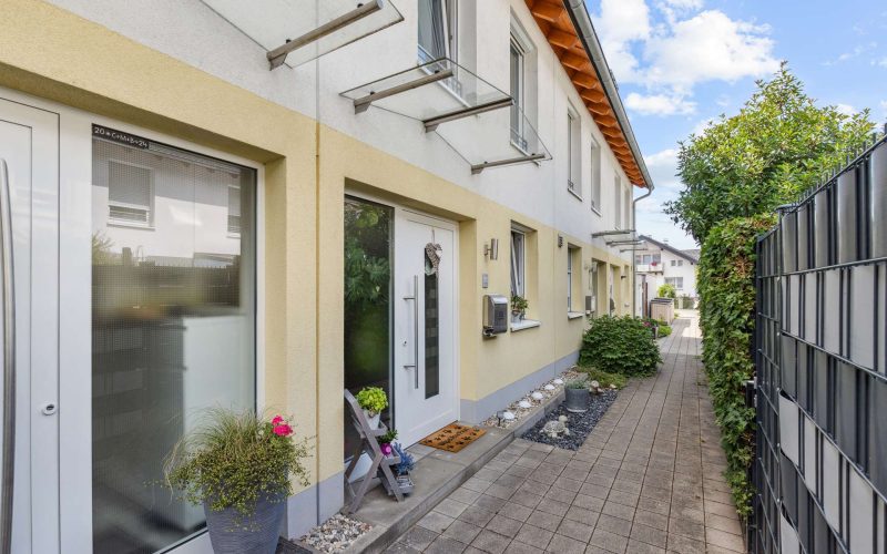 Reihenmittelhaus mit Garten in Bühl – Gepflegt, Geräumig, Gut gelegen-15