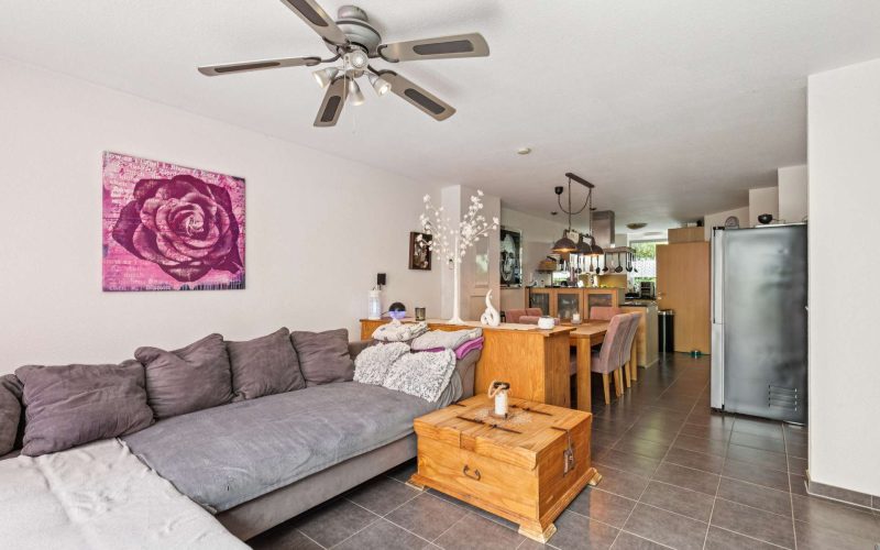 Reihenmittelhaus mit Garten in Bühl – Gepflegt, Geräumig, Gut gelegen-7