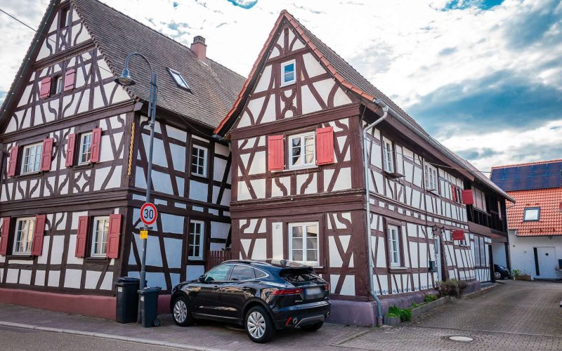 Renoviertes Fachwerkhaus im romantischen Zentrum von Staffort-1