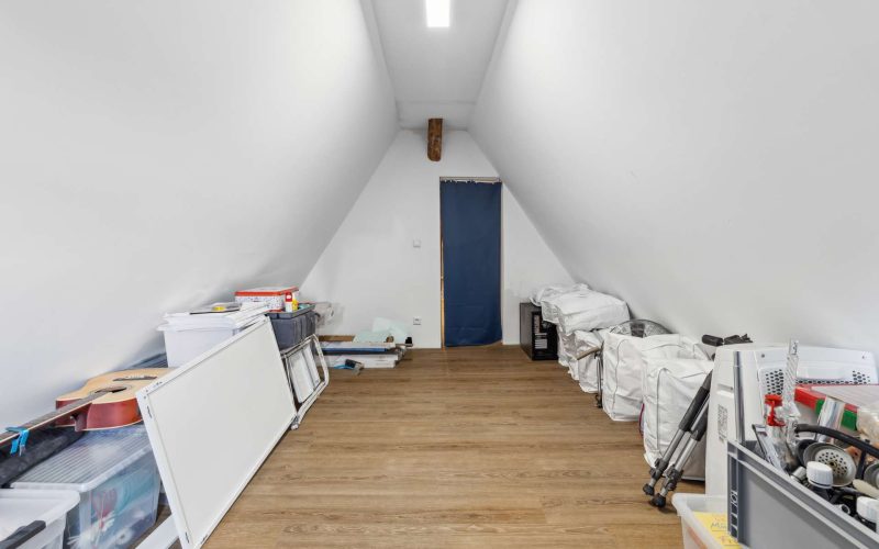 Renoviertes Fachwerkhaus im romantischen Zentrum von Staffort-14