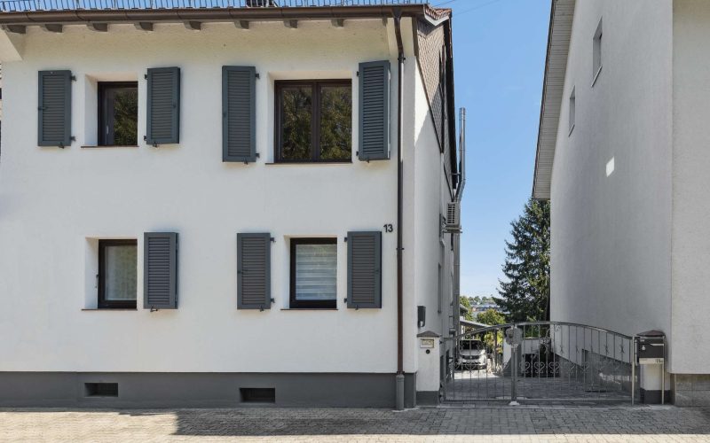 Sehr gepflegtes Einfamilienhaus - gute Lage und Top-Aussicht inklusive-2