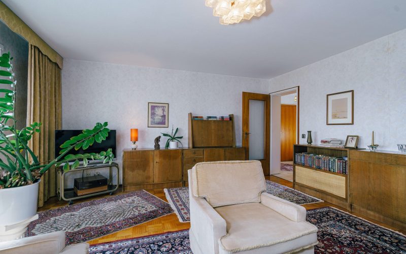 Sofort frei! Helle und äußerst gepflegte 4-Zimmerwohnung mit Balkon und herrlicher Aussicht-6
