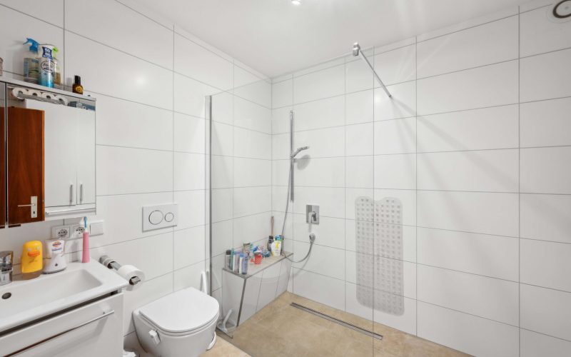 Top modernisierte Etagenwohnung mit großzügiger Terrasse in ruhiger Lage-11