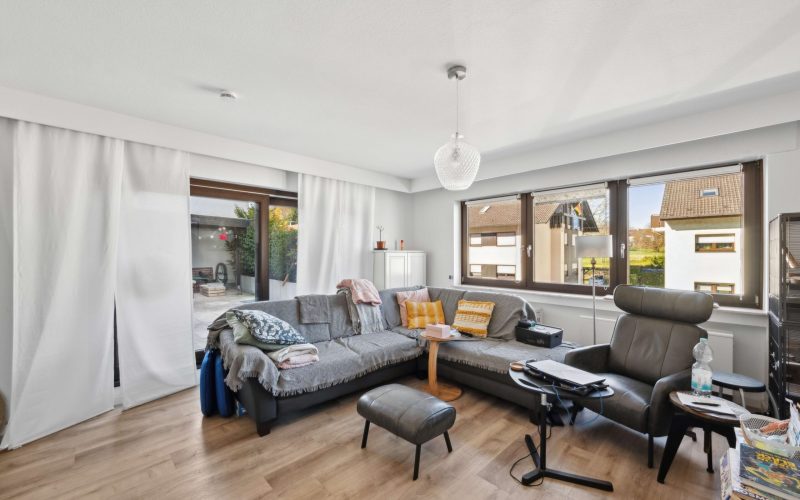Top modernisierte Etagenwohnung mit großzügiger Terrasse in ruhiger Lage-24