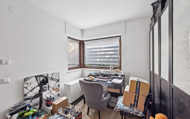Top modernisierte Etagenwohnung mit großzügiger Terrasse in ruhiger Lage-32
