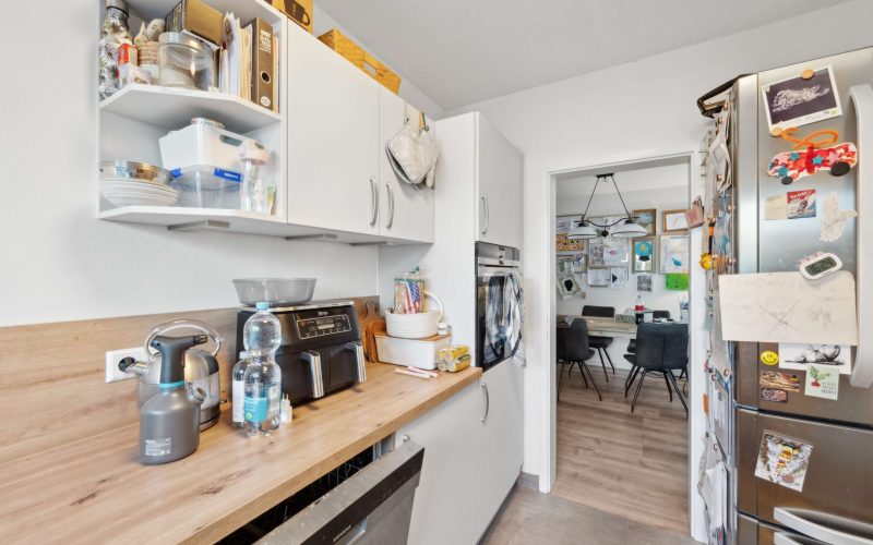 Top modernisierte Etagenwohnung mit großzügiger Terrasse in ruhiger Lage-4