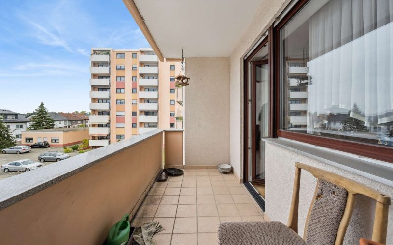 Traumhaftelichtdurchflutete 4-Zimmer-Wohnung in Hockenheim-5