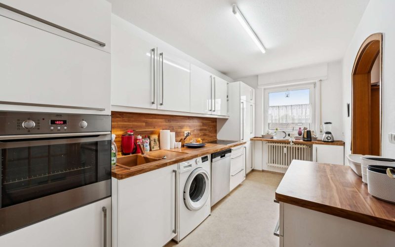 Traumhaftelichtdurchflutete 4-Zimmer-Wohnung in Hockenheim-8