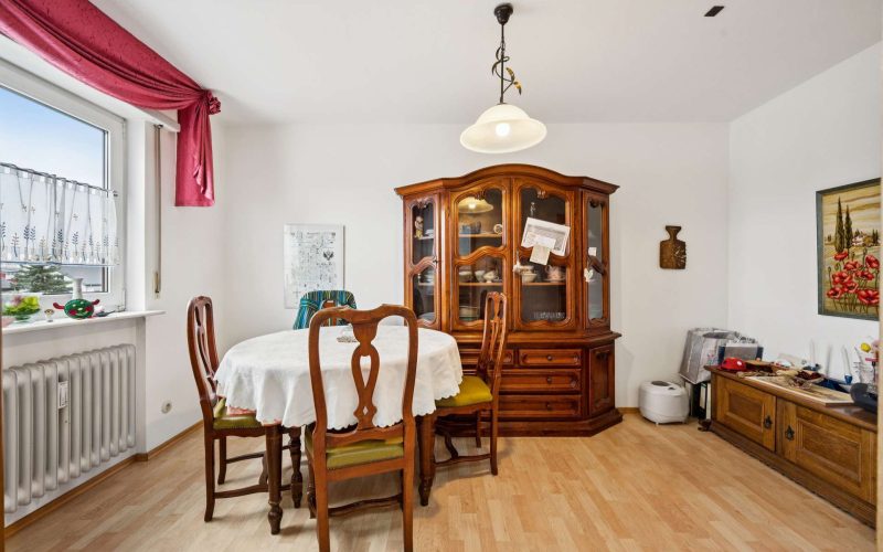 Traumhaftelichtdurchflutete 4-Zimmer-Wohnung in Hockenheim-9