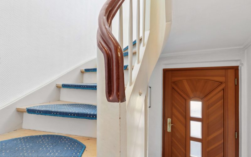 Zweifamilienhaus mit Anbau in zentraler Lage von Landau - Ein Ort zum Wohlfühlen und Investieren-13