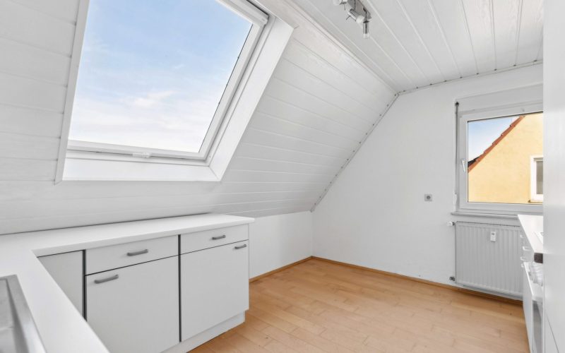 Zweifamilienhaus mit Anbau in zentraler Lage von Landau - Ein Ort zum Wohlfühlen und Investieren-22