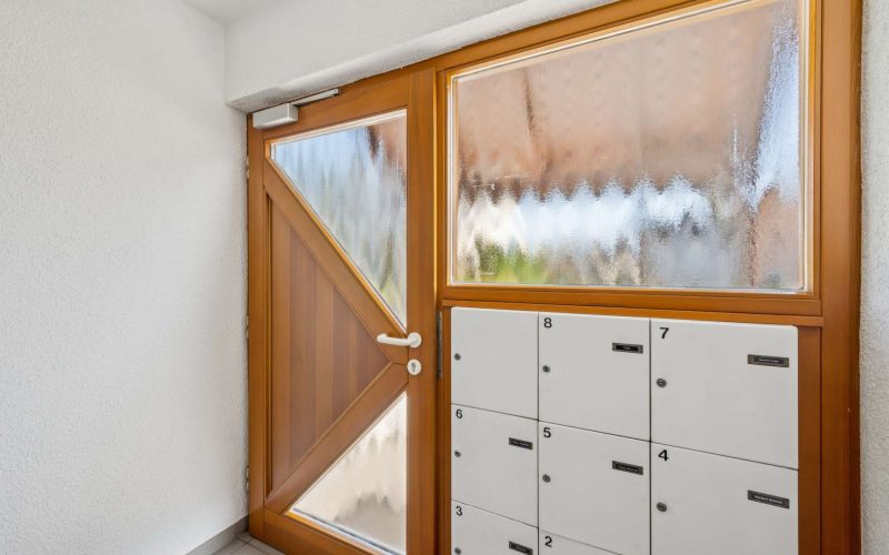 c565d351-b2ed-4327-a4b7-a83b8db1025a-2001423788