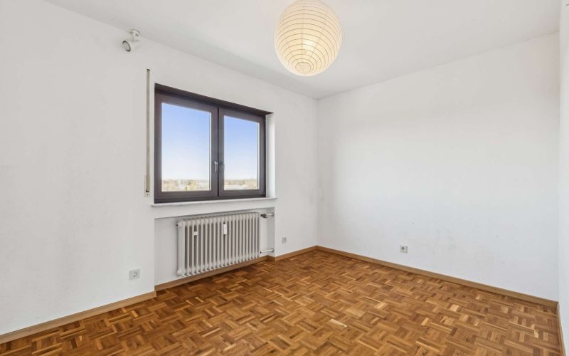 ee8406c6-b5ad-4484-ab99-104eed986725-2003984027