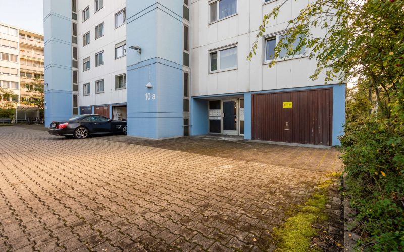 Sofort frei! Helle und äußerst gepflegte 4-Zimmerwohnung mit Balkon und herrlicher Aussicht-13