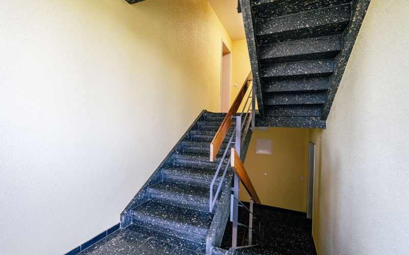 Sofort frei! Helle und äußerst gepflegte 4-Zimmerwohnung mit Balkon und herrlicher Aussicht-13